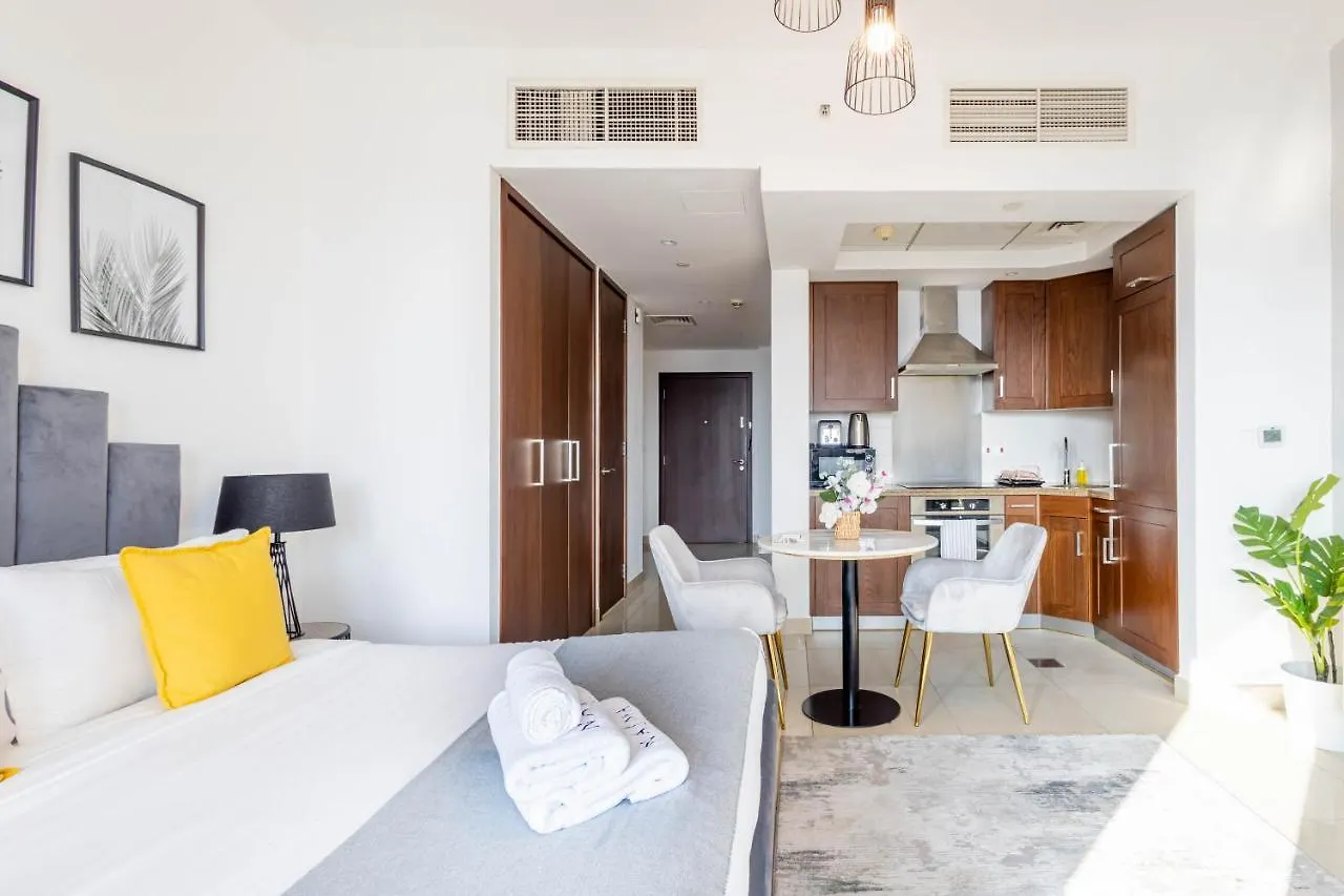 Nasma Luxury Stays - Sleek And Modern Studio Near Burj Khalifa Ντουμπάι Διαμέρισμα